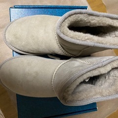 emu ブーツ　グレー　24