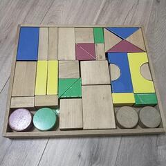 積木　木のおもちゃ　つみき