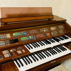 エレクトーン　(専用椅子付き)の画像