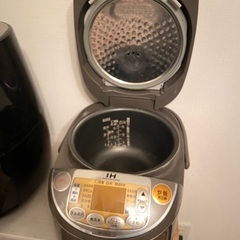 象印　炊飯器