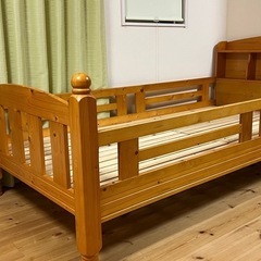 取引完了 ライト付き2段ベッド   
