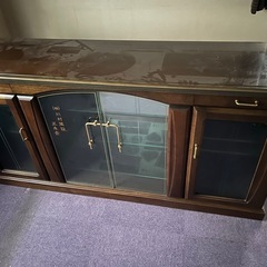 キャビネット　ガラス　レトロ　ショーケース　食器棚の画像