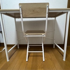 アイアンデスクとチェア（購入者決定済）