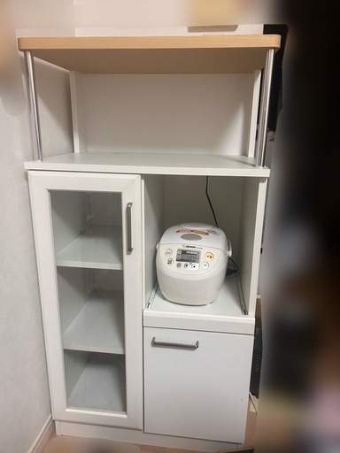 炊飯器ラック　電子レンジも置けます