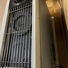 煙突式石油ストーブの画像