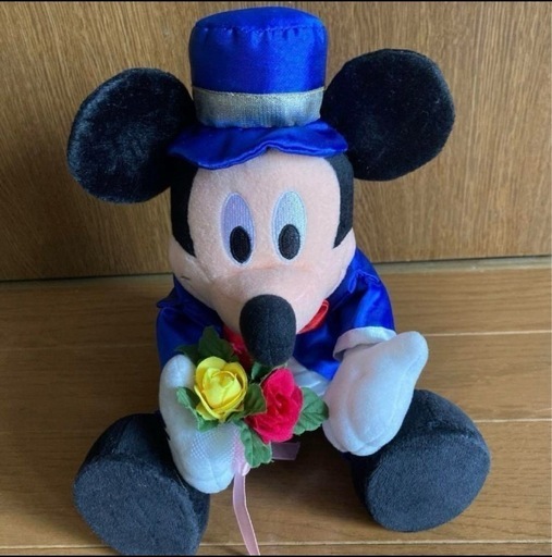ディズニー　ミッキーマウス　ぬいぐるみ