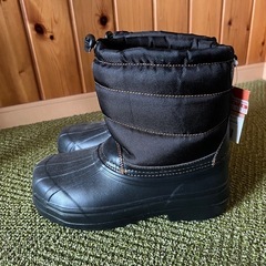 季節外れですが、新品未使用   メンズ  軽量防寒ブーツの画像