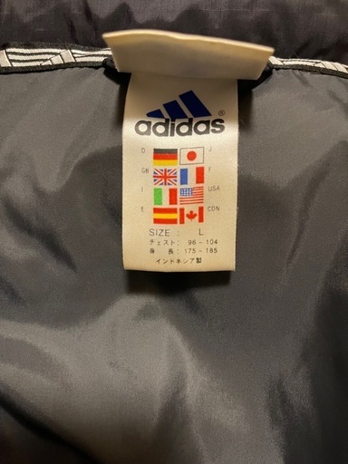 adidas ダウンジャケットAZF001