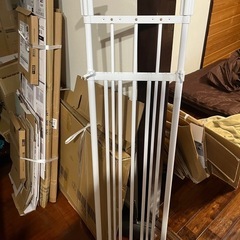 ニトリの突っ張り棚　118-190cm