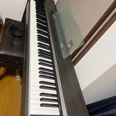 電子ピアノ　カシオPX700