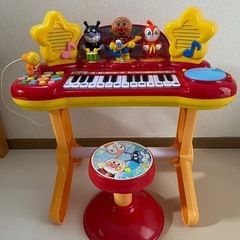 おもちゃ　
アンパンマン　キーボード