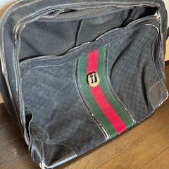 グッチの旅行カバン　gucci 