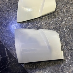 ブルーテックキャンター2トン　コーナーパネル