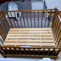 ベビーベッド