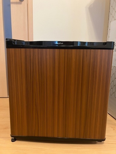ミニ冷蔵庫　simplus 1ドア冷蔵庫 46L ダークウッド