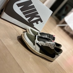 Travis Scott × Nike Air Jordan ス...