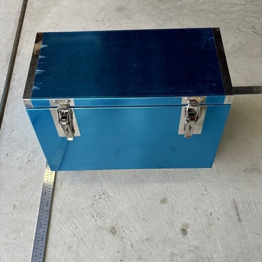 (値下げしました)トラックステンレス工具箱