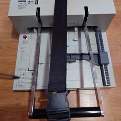 断裁機です（ジャンク品）「取引中です」