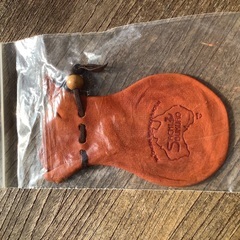縁起物？　カンガルーのキンタマ袋の画像