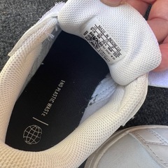 値下げしました。サイズ16 adidasの画像