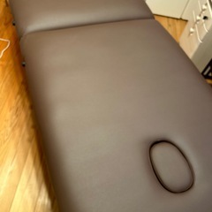 折りたたみ、エステベッド　マッサージベッド