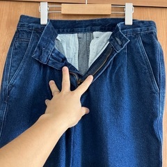 新品ジーンズの画像