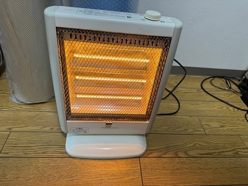 日立　電気ストーブ ハロゲンヒーター 1000w 3段階切替
