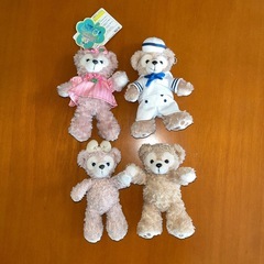 ダッフィ、シェリーメイ　ぬいぐるみ