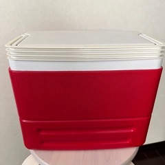 ★取引き決定しました★差し上げます★　クーラーボックスの画像