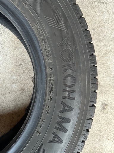 YOKOHAMAスタッドレス　14インチ　　