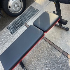 腹筋　ベンチプレス　筋トレ器具　