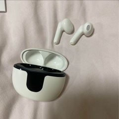ワイヤレスイヤホンの画像