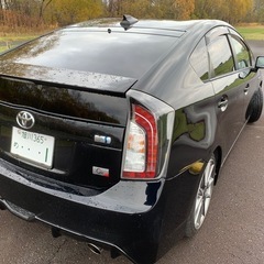 トヨタプリウス特別仕様G's30系後期・修復歴無Sツーリングセレクション各G'sパーツ・18インチAW・HID・スマートキー・エンスタ・純正SDナビの画像