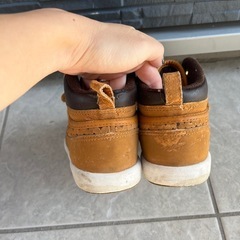 【VANS】18cm ハイカット シューズ 子供 箱ありの画像