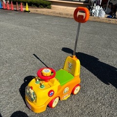 【✧写真参考に✧】美品！屋内使用 わんわんカー いないいないばあ！ うーたんの画像