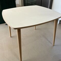 IKEA★おしゃれなダイニングテーブル