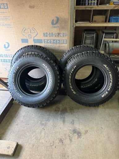 BF GOODRICHI  スパイクタイヤ