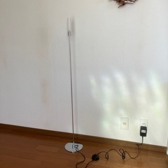 ★フロア　スリムライト「美品」の画像