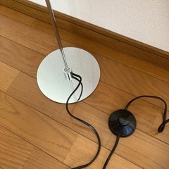 ★フロア　スリムライト「美品」の画像