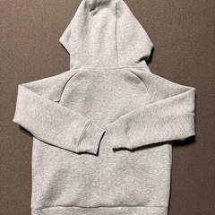 【美品】110ユニクロ パーカー の画像