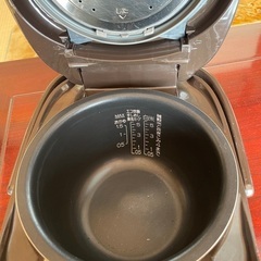象印　炊飯器　極め炊き NP-BH10型 5.5合の画像