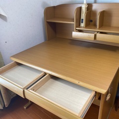 子供用の勉強机