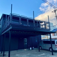 カーポートやバルコニー、テラスなどのエクステリアの組立アシスタント募集の画像