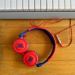 電池で動く電子ピアノ CTK-4000の画像