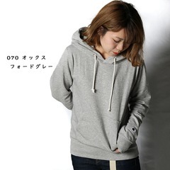 Champion パーカー 美品の画像