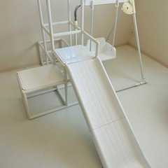 【お取引中】白いジャングルジムの画像