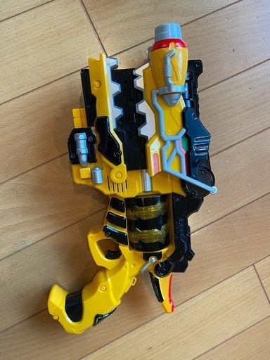 獣電戦隊キョウリュウジャー ガブリボルバー&ガブティラ・デ・カーニバル  獣電池　22本セット売り