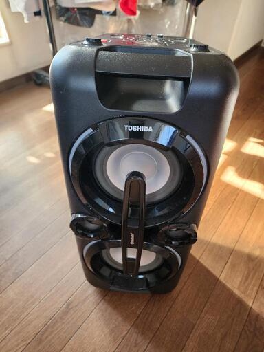TOSHIBA　スピーカー