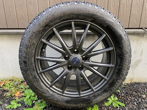 ブリヂストンスタッドレスタイヤ 17inchアルミホイール付き