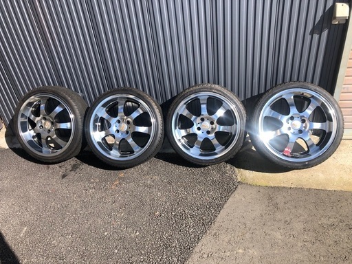 バリ溝タイヤ付き　　　　　　　　　　　　　　　　　　　　　
美品！  セブリングITC